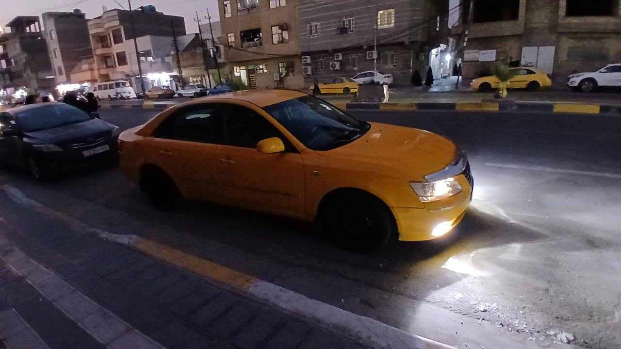 سوناتا موديل 2010للبيع السياره جاهزه مجهزه مكينه 4سلندر كير ومكينه وصدر تخم تاير مكفول السياره  مكفوله من الكص فقط يرادلهة صبغه جديده مكانهة بغداد السعر 72وبيه مجال للشراي هيئه مصفره وغرامات مصفره ***********
