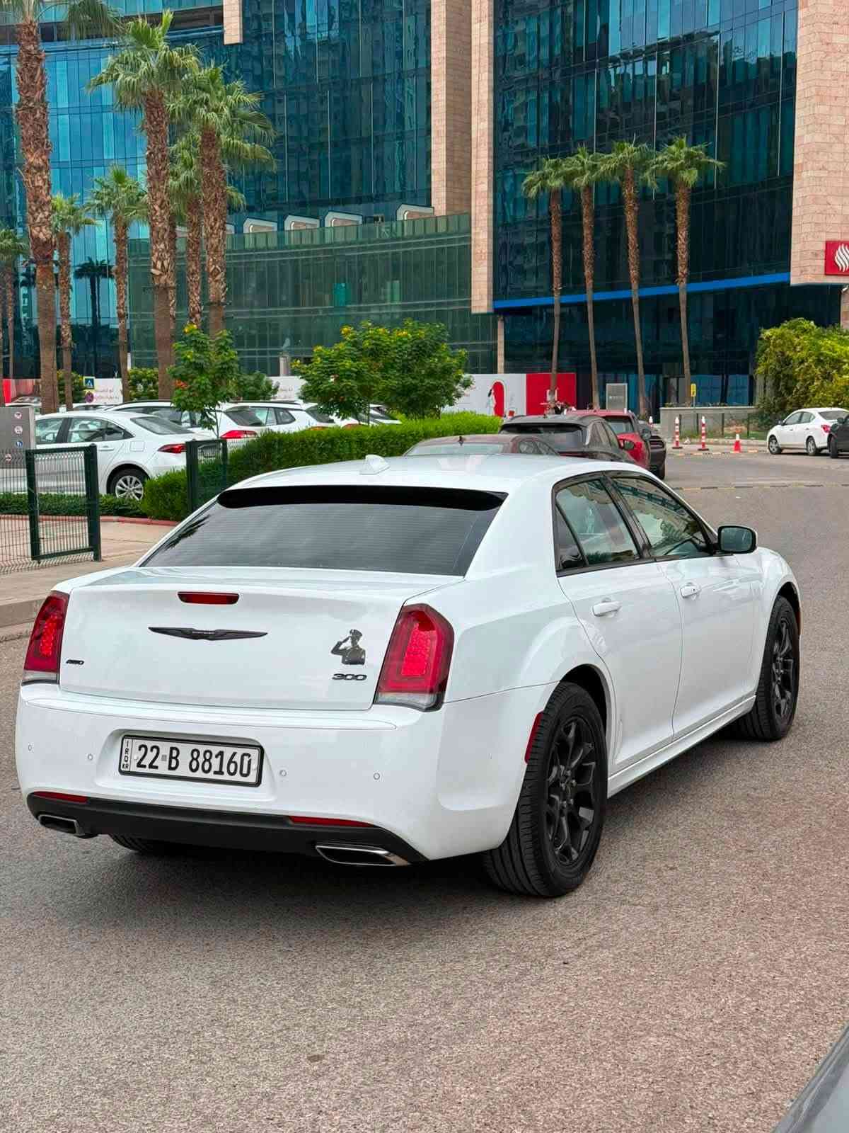 كرايسلر 300 • ٢٠٢١ • محرك V6 3.6