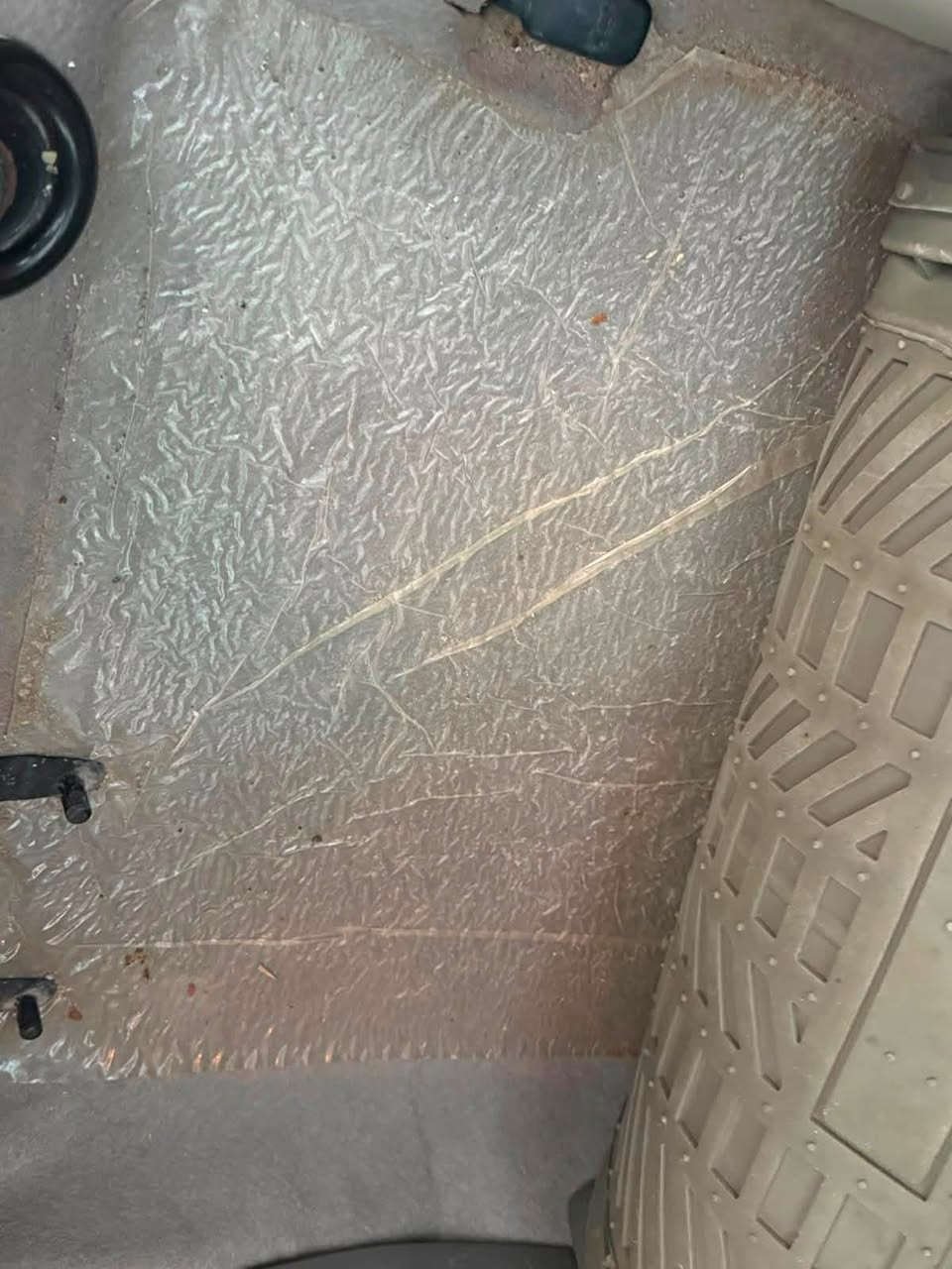 سلا عليكم ورحمة الله وبركاته
نيسان سني هندي للبيع
موديل ٢٠٢٠
ماشيه ٧٦
سياره جديده وبوضع الشركه
كير محرك تبريد مكفولات
رقم بغداد بأسمي
بيها صبغ بلباب الصدر وشبر بلباب الخلفي اثر شخط بسيط بدون معجون بدون فتح وبدون تبديل وبيها مكانين بارد بسيطات كلش
السعر ٩٦ وبيها مجال للشراي 
مكاني حي الجهاد
***********
