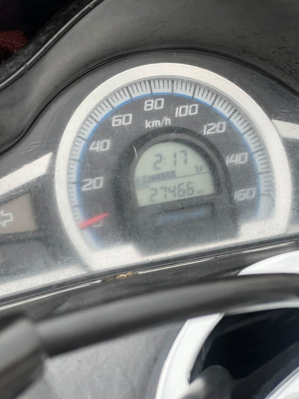 Pcx للبيع ياباني
الدراجة بحالت الوكالة الدراجة كفالة عامة 
الدراجة ماشية ٢٦ الف حقيقي 📍
الدراجة نازلة بشهر الرابع 
الدراجة بيه فقط اشخوط بل كفر لامامي يتصلح 📍
ودراجة كفالة عامة من كلشي 
حساسات شغالة 📍
كهربائي كلهة شغالة📍

سعر : مليون و٨٥٠ بيه مجال 

مكاني :بغداد الحسينية مال راشدية📍
رقمي *********** انتصال فقط 
رجآ الموشراي لا يتعبني اخوتي ❤️
