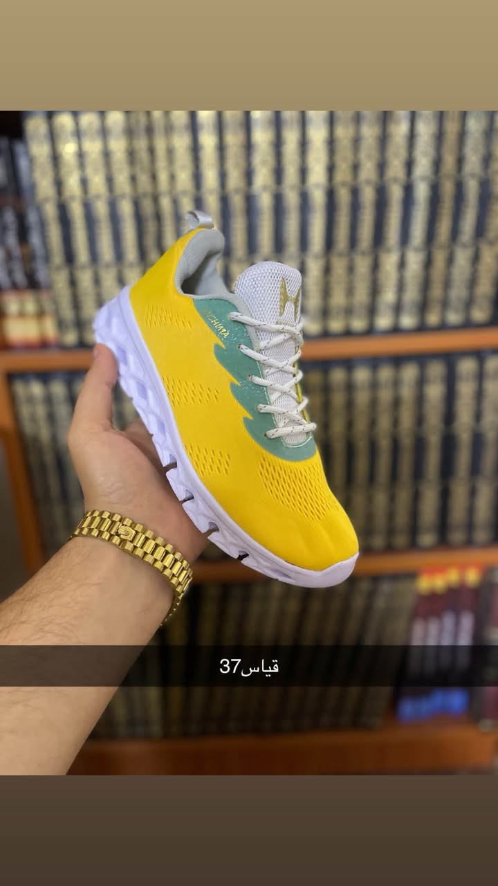 يسعدلي أوقاتكم احذيه مختلفه فول لفول وزن صفر  كل قطعه وقياسها مكتوب علصوره بس #ب10 الف وت وتوصيل موجود جميع محافظات العراق .
كلهن شرط قياسات شبابيه نسائيه قنابل موش اخذيه 😍🫰🏼🔥❤️‍🔥 للاستفسار عل رابط واتساب .

https://wa.me/964***********?text=حياك الله 
سكرين الحذاء ودزلي عل واتساب

نص مكتوب في الصور:
- قياس 36
- قياس 38
- قياس 37
- متوفر 3 قياسات 38 37 36
- قیاس 39
- قیاس 37
- قیاس 36
- قياس 39
- قياس 38 37 يلبس