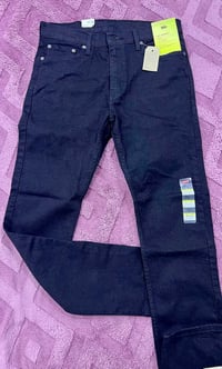 ليڤايز أصلي • 510 Skinny • قاس ٣٣/٣٢