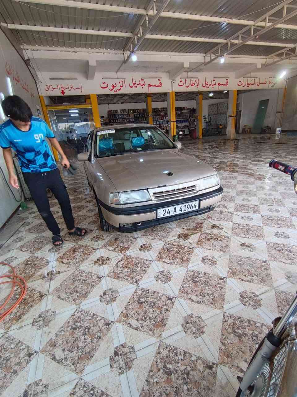 تحية طيبه  للجميع
للبيع 
اوبل فكترا شرط كير ومكينه مكفول طخم تايرات جدد 
رقم دهوك سنويه  كامل وكاربون بنزين بيها  مابيها غرامات اي شي شرط
شرط فحص كامل  
السعر /45 /بيها مجال 
العنوان : الموصل ,برطله 
واتساب فقط 
‏‪***********‬‏
‏‪***********‬‏
