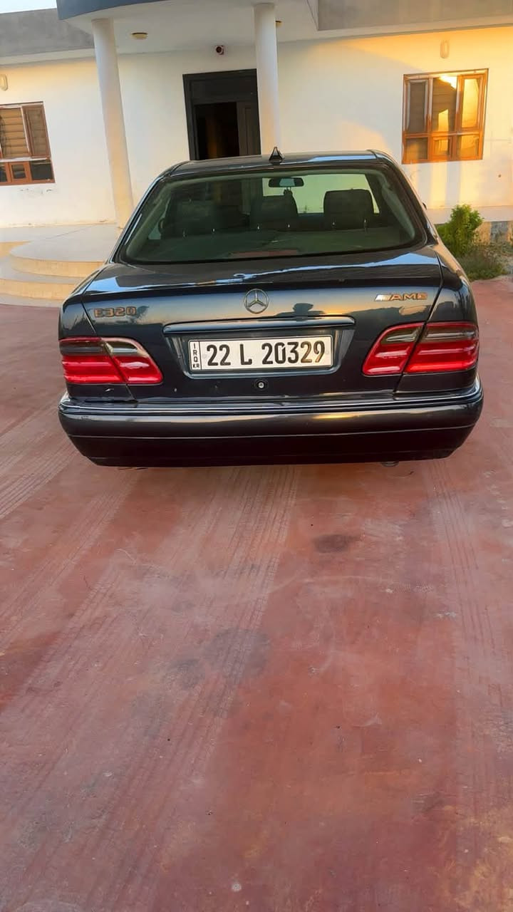 مارسيدس ام عيون موديل 1999 محرك V6 كير D4 سياره خير من الله تبريد ثلج نقصهك فقط سنتر لوك ودعاميه اماميه السياره باسمي تحويل ثاني يوم
السعر 85 وبيه مجال حك الجية
***********
