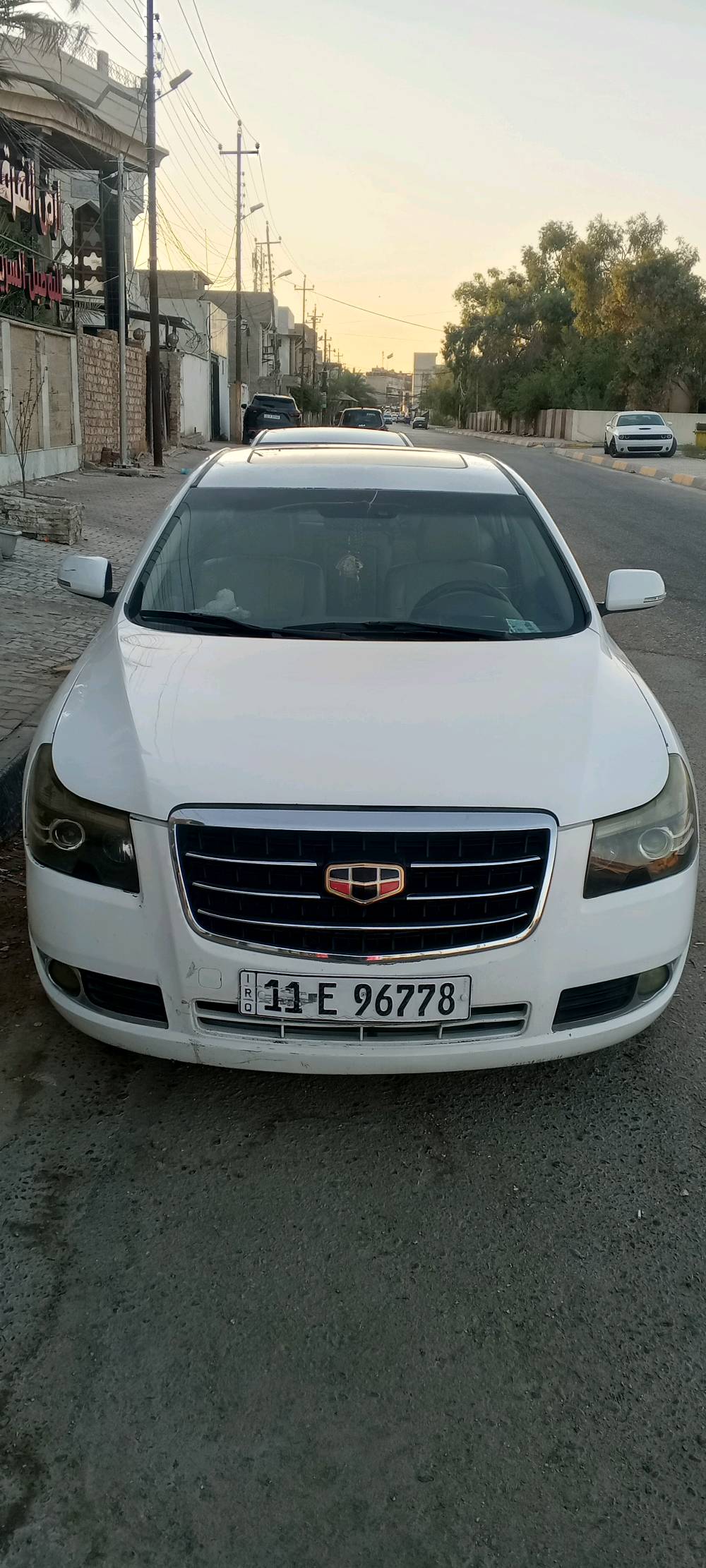 السلام عليكم
جيلي امكراند موديل 13 محرك كير مسيوبوشي بلادي 2400 سنويه 29تبريد شغال بأسمي تحويل ثاني يوم السعر 73وبية مجال بسيط مكان السيارة كربلاء 
هاتف 
*********** بي واتساب