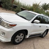 لاندكروز • ٢٠١٣ • مشيه ٢٠٧٠٠٠