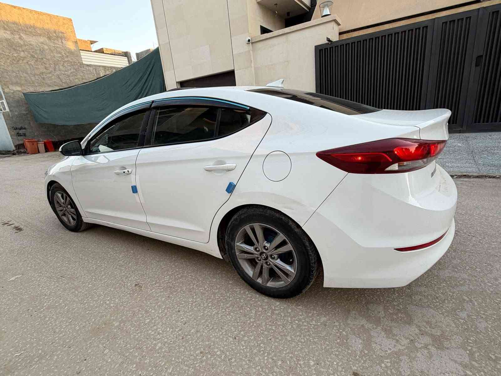 السلام عليكم 
هونداي النترا
موديل 18
وارد امريكي
مكينه 2000 دوش
كير اي تي
رقم بغداد
المواصفات فول الفول للاخير
فتحه
بصمه تشغيل مع بصمه ابواب
كشنات تتفاءه تبريد
تتفاءه تبريد بالستيرن
تحكم جهتين
اشاره بالمري 
تبريد بيانو
كشاف
ويلكب 16 كروم
حادثه فقط بنيد من امريكا بدون داخل وهنا جاملغ نطخ ونصبغ ولباقي مكفول من صبغ سونار مرفق مع الصور 
السعر 108 وبيه مجال 
مكاني بابل ***********
