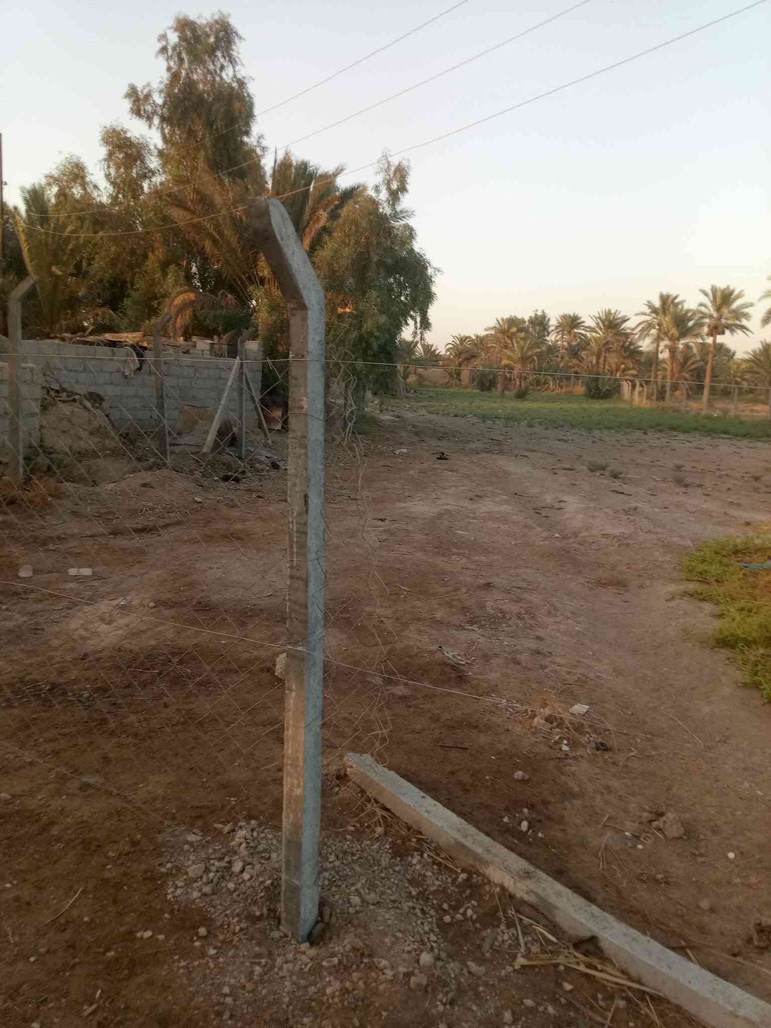 السلام عليكم دونمين طابو وزراعي سند 25 واجهيه 33كافه الخدمات ماي سكي ماي اساله كهرباء ***********
