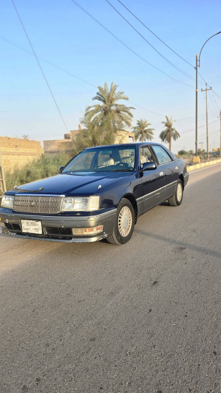 السلام عليكم
🚗 تفاصيل السيارة
• الموديل: 1994 (رأس الثور) - رقمها بغداد مشروع وطني
⚙️ المحرك: 2500 ممتاز (شرط الفحص - لا تنقيص ولا تبخير)
🎨 البدي: مصبوغ حزام للجمالية فقط
⚡ الكهربائيات: كاملة وعلى حسب الأصول
🔍 الحوادث والشرط: ضربة بسيطة جداً بالجاملغ، وباقي السيارة كفالة عامة (من الكص، نقل الجثة، العيب الشرعي، والصبغ العام)
❄️ التبريد: لا يوجد
​💰 السعر: (70) وبيهه مجال بسيط 
📍 العنوان: الناصرية / سوق الشيوخ
📞 للتواصل والاتصال: *********** (أو المراسلة عبر الخاص)
