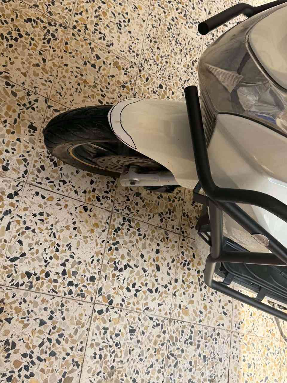 سلام عليكم  درجه للبيع بيي سي اكس  درجه للمراوس بدايون  موديل (2025 )   مكلف بل نشر  (‏‪***********‬‏)
