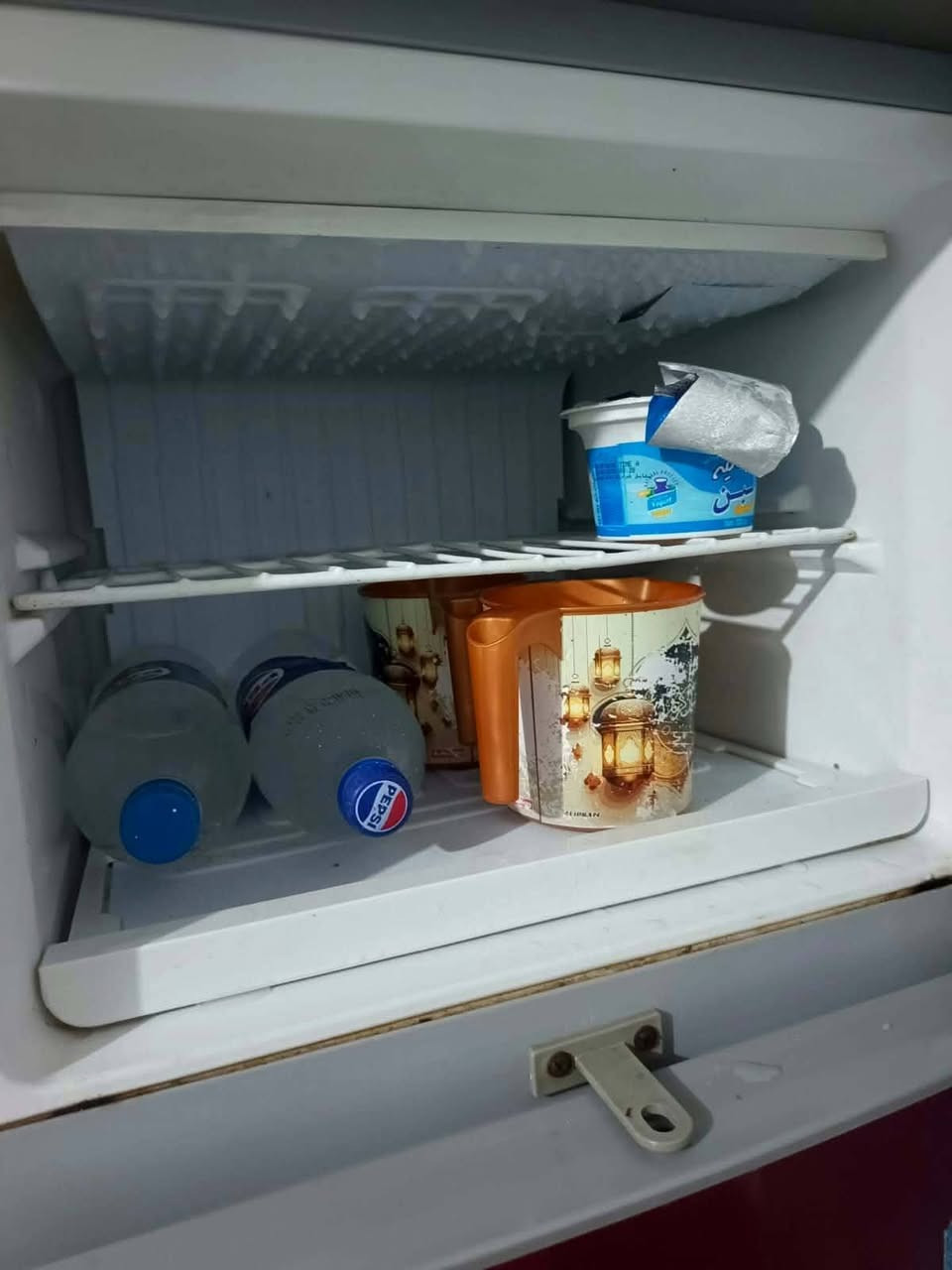 مستعمل • ثلاجة • سعر كل وحدة