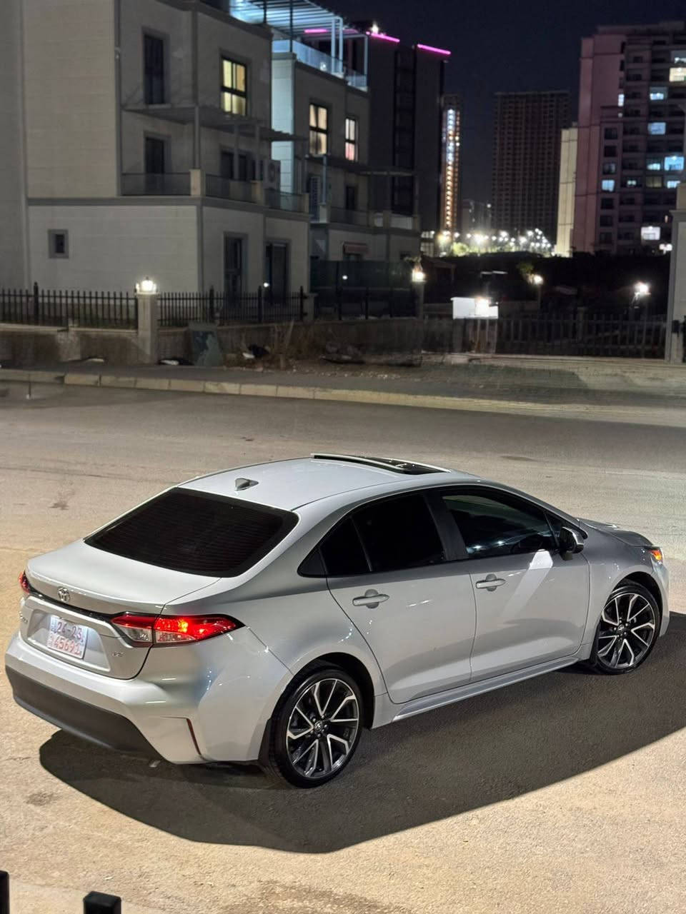 toyota crolla ***********
مواديل 2024 
مواصفات LE محسن 
( به سمه ، سلايت ، مؤبايل شه حن ، كوشين هيته ر ، شاشه گه وره ، ويل سپؤرت ، بريك به سمه ، ٥ رادار ) ته نها يه ك پارچه سبوغ بي داخلى. ٣ مانگ كاتى له گه له و ٢٠ هه زار رؤشتييه*********** أربيل, العراق
