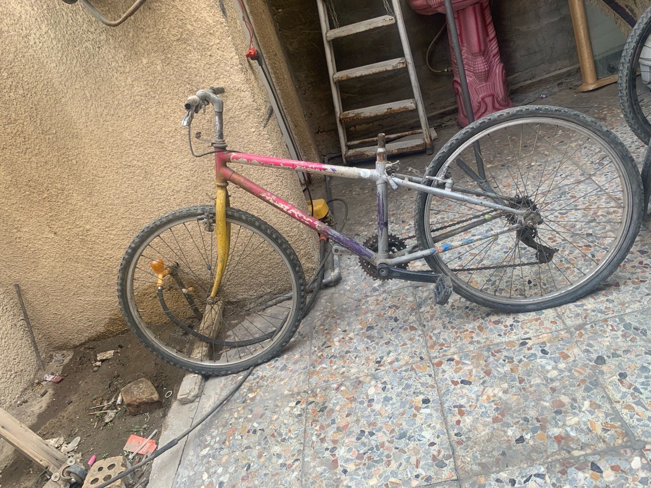 باسكلات • بغداد حي العامل • للبيع
