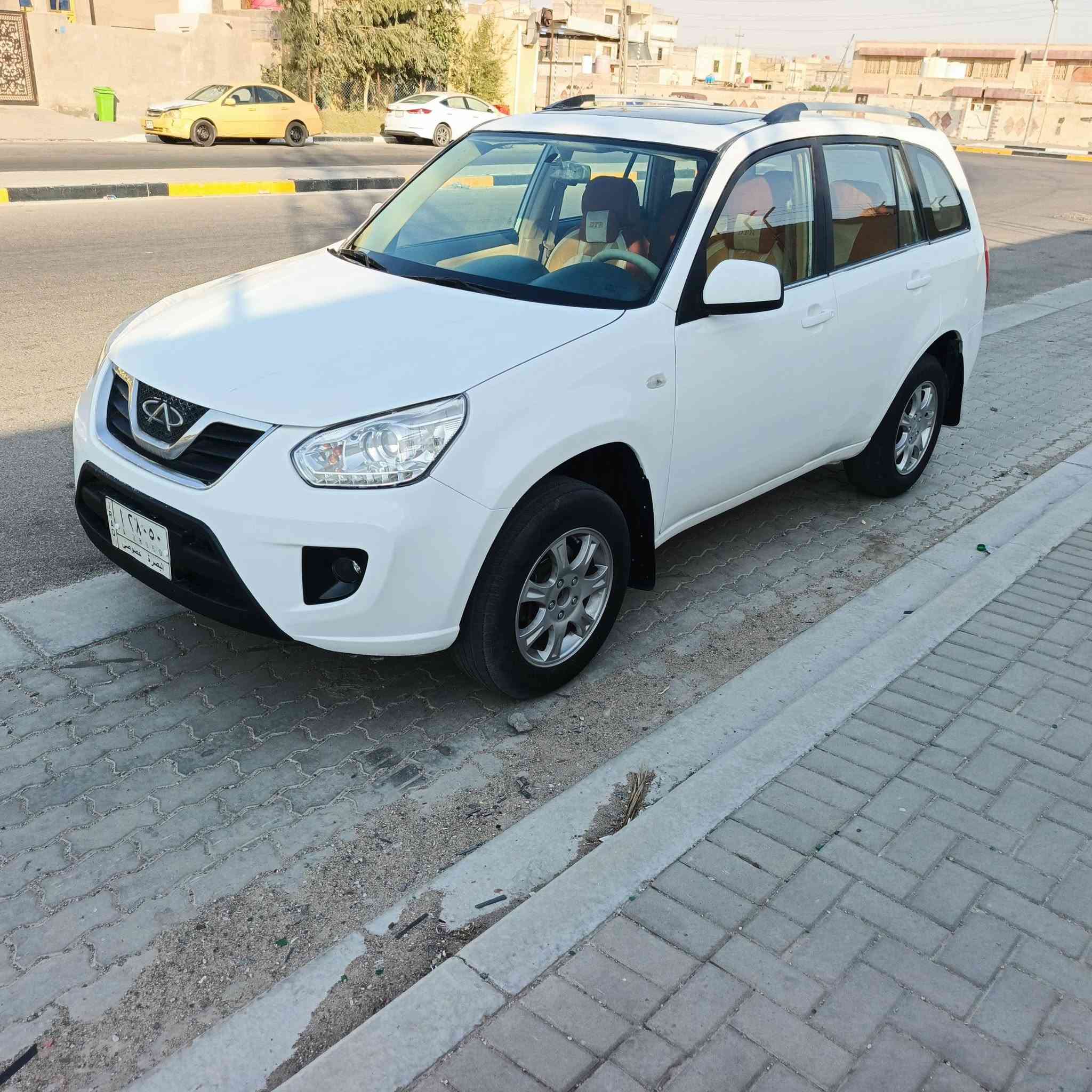 تيكو 2013
جاهزه كير محرك
تبريد حدادية 
تخم تاير جديد 
جاهزه ماناقصه شي 
مكاني البصره 
سعر 50$ وبيه مجال
***********
