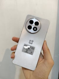 Oneplus 13R  global نرخ: 565هەزار قفل بی محاملە  فرۆشتن و گۆرینەوە تەن...