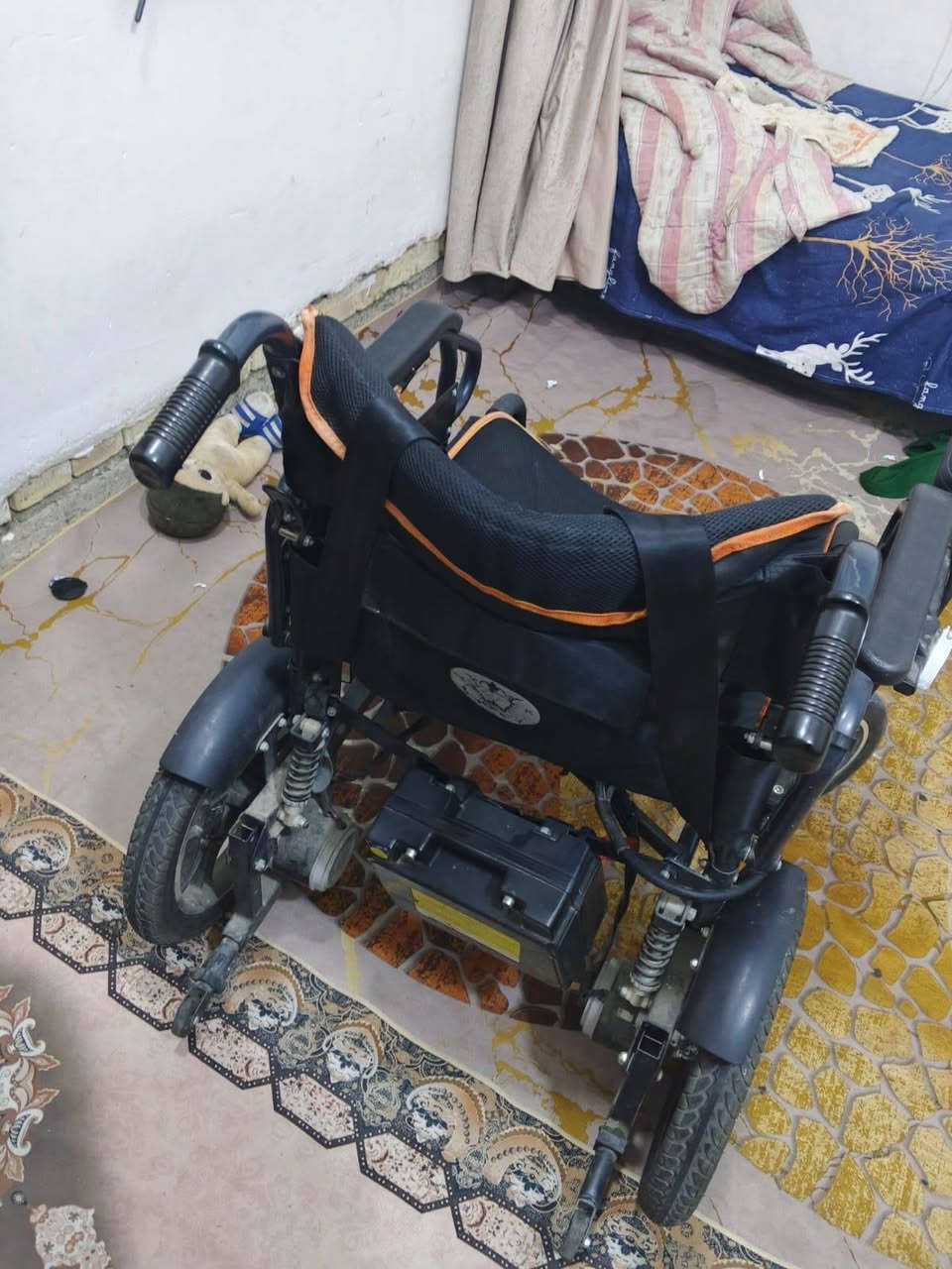 عربانه شحن متحركه استعمال قليل سعر 550 بيه مجال مكان بغداد ***********
