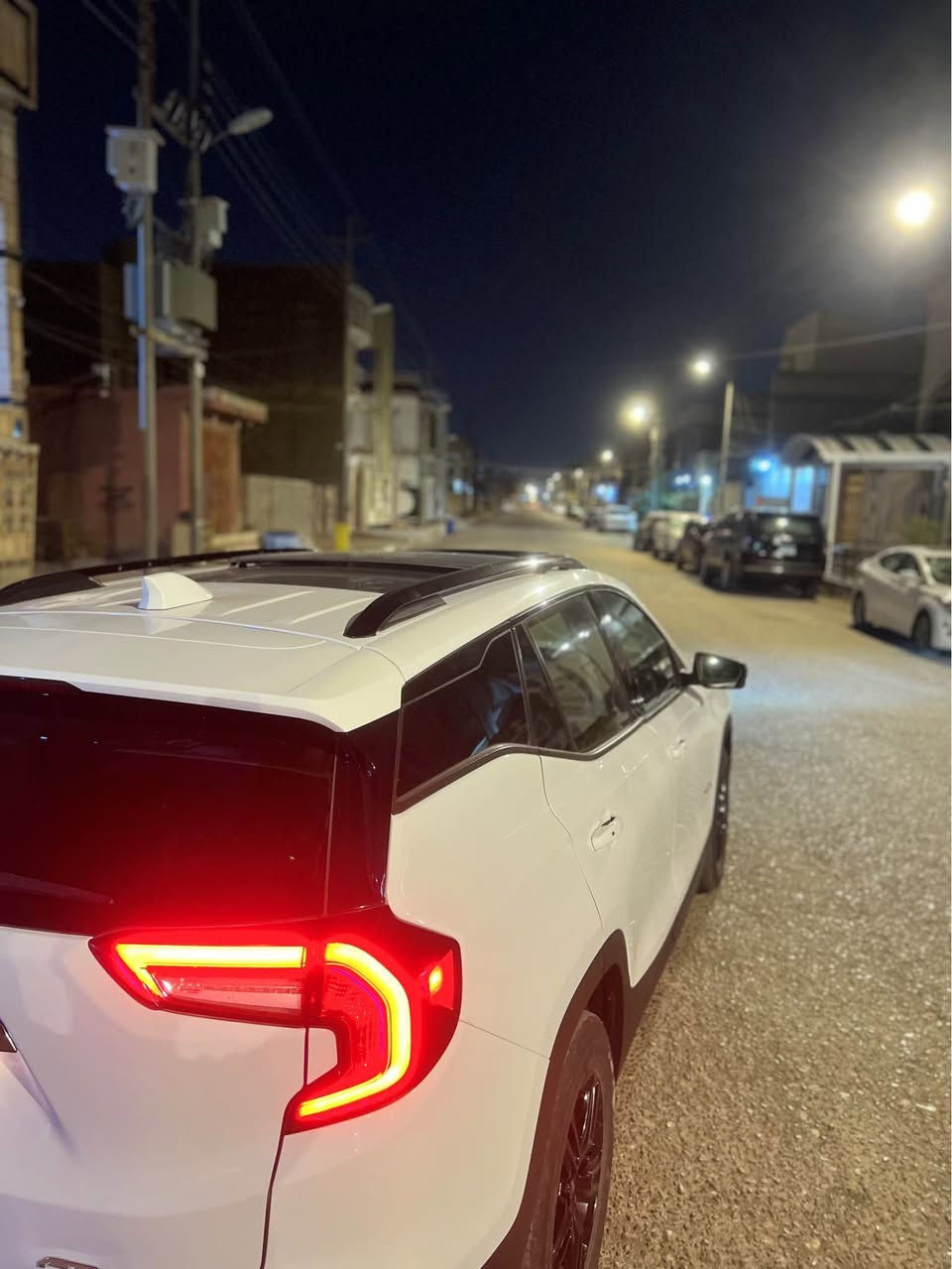 السلام عليكم 
جمسي تيران دينالي  AT4 GMC DENALi موديل 2022 السياره اعلى مواصفات ب التيران فول الفول شنو ببالك مواصفات بيها 
{1} بانوراما
{2} كشنات جلد اسود تدفئه تبريد (اصل) 
{3} كاميرا دواره ستيرن
{4} شاشه كبيره (ايباد) للتحكم في ايعازات السياره
{5} تبريد قطعتين امامي خلفي
{6} لايت زنون + كشاف+ حاجب زنون
{7} عداد المسافات 43الف
{8} منافذ USB امامي خلفي
{9} سستم صوت متكامل
{10} تحكم سترين جهتين
{11} نضام ABS مانع انزلاق
{12} كشنات كهرباء
{13} كشن ذاكرة
{14} رادار امامي
{15} ايرباك دركة فقط
{16} جنطة كهرباء
{17} بصمة 4 باب
{18} تشغيل عن بعد
{19} فور ويل 
{20} رادار جانبي (نقطة عمياء)
{21} سايد بريك بصمة
{22} رادار خلفي
{23} ويل كب حجم 19 
{24} يدات و مري نيكل 
{25} كشنات تدفئة تبريد
{26} كير 10 نمر مع البك ( R ) 
{27} دبل صالنصه نيكل اصل
{28} شاحن وايرلس
{29} السيارة ذات قدرة 262 حصان 
{30} عارضة بيانات على دشبول الامامي 
{31} من 0 الى 100 كم في 6.0 ثانية
{32} حساسات خلفية
{33} بانوراما 
{34} دواخل مطعم صاج
{35} كامرات 360 درجة 
{36} باقي المواصفات غنيه عن التعريف

حادثها / تبديل العرضانيه الخلفيه + رش كلير فقط رش ب صندوق والمداكر الخلفيه بدون حادث بدون معجون السياره تقرير مياه امطار  لدوسه فقط  السياره كفاله عامه
بيها عيوب بسيطه ب تحميل بلحاويه موضحه بصور 

بصره حره ب اسمي تحويل ثاني يوم 

*********** 
واتساب فقط تصال مهمل Singapore
