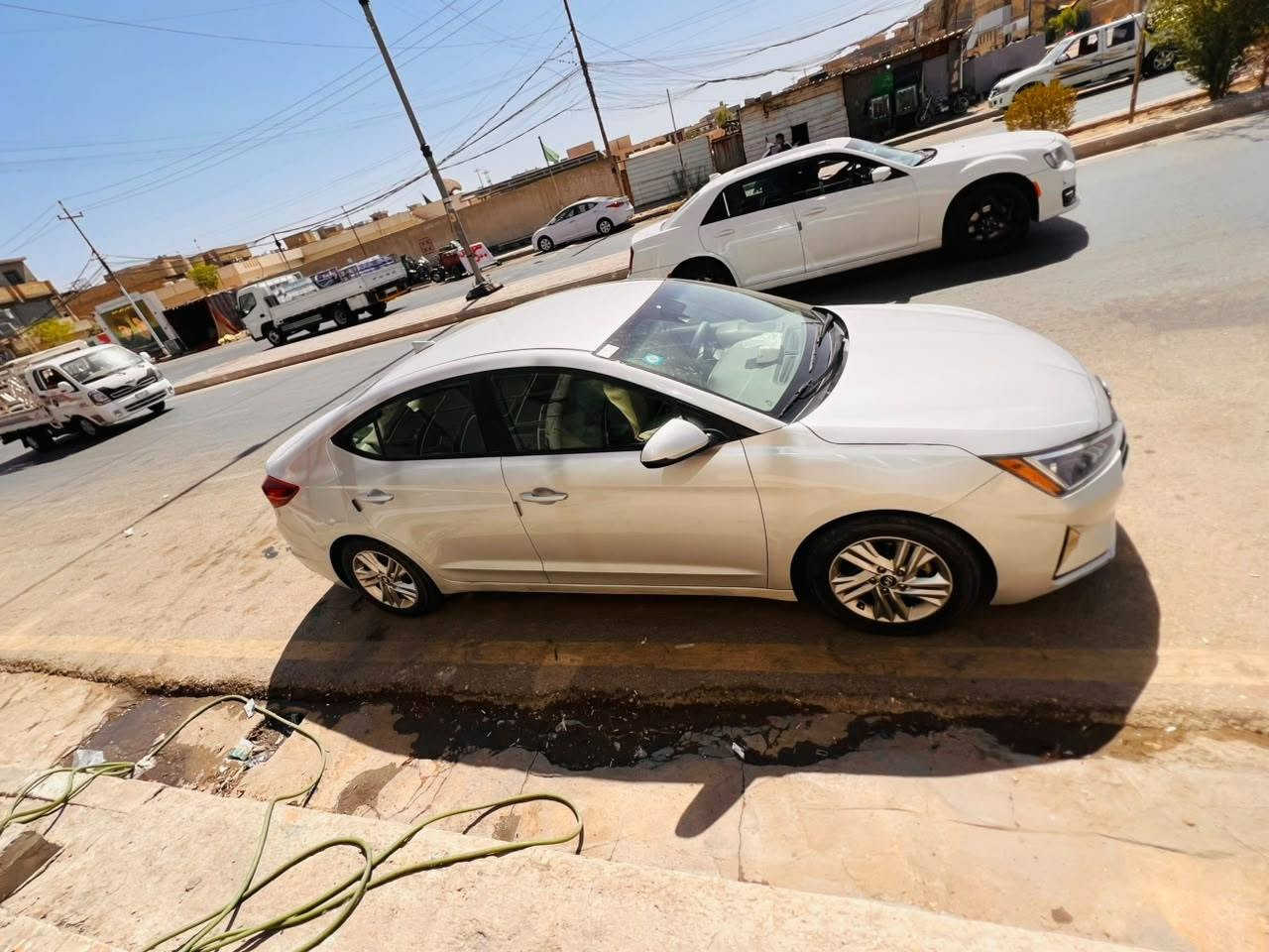 السلام عليكم النترا موديل 19وارد امريكي محرك 2000دوش كير اي تي مواصفات نقطه عمياء تحديد مسار شاشه انذار مري جانبيه تحكم ستيرن جهتين حادث مثل ماموضح بلصوره حادث بسيط جداً والسياره ليبل 1 السعر 128وبيهه مجال 
*********** هزه جديده سنويه 2031 سياره باسمي

نص مكتوب في الصور:
- الرئيسية / فهرس / HYUNDAI / HYUNDAI ELANTRA 2019
- HYUNDAI ELANTRA SEL 2019
- GRAY, VIN: KMHD84LF8KU741232
- يبدأ ويقود
- المحرك قيد التشغيل
- HYUNDAI ELANTRA S GRAY, VIN: KMHD84LF8KU
- HYUNDAI ELANTRA SEL 2017
- GRAY, VIN: KMHD84LF8KU741231