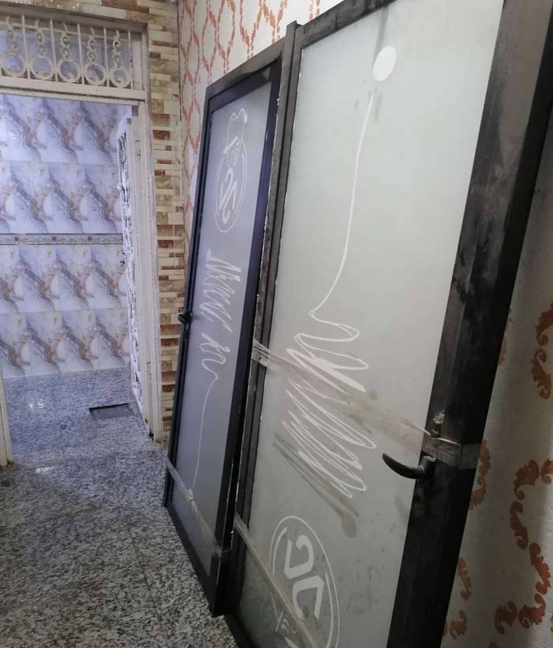 بيبان المنيوم تفصال عدد 2 خوات نفس القياس ارتفاع 210 والعرض 93
مكاني البصرة السعر ثنينهن 300 الف
رقم الهاتف *********** واتساب فقط
