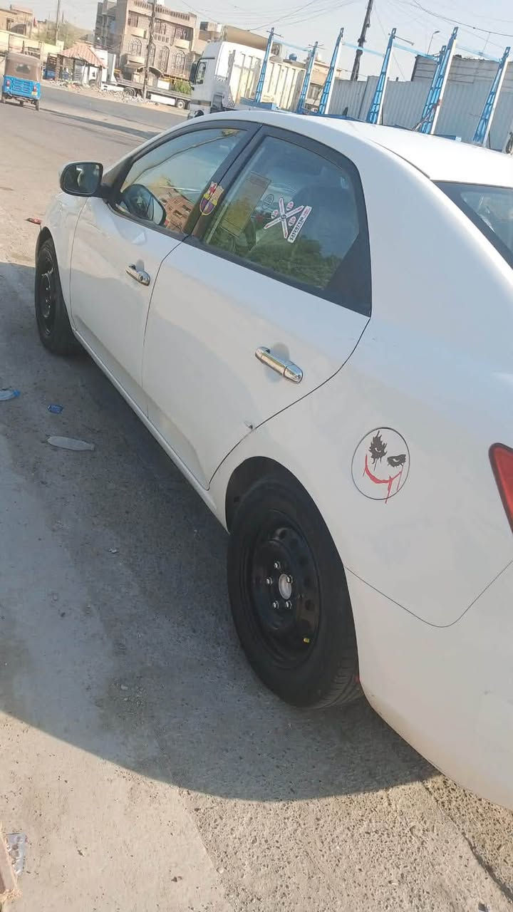 كيا سيراتو موديل ٢٠١١ السياره خليجيه
مكينه ١٦٠٠

بيها صبغ جاملغ خلفي فقط

وبيها بارد بسيط

وبيها خيط تبخير

السعر ٨٠  وبيها مجال شي بسيط 

للاستفسار اتصال ع هذا الرقم

***********
