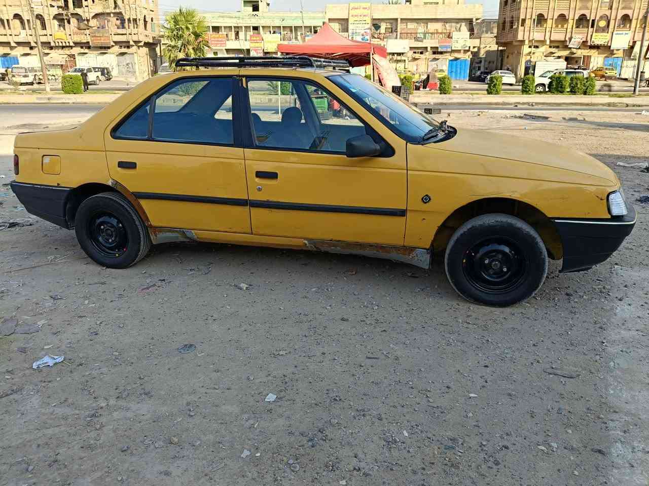 سلام عليكم
بيجو روى موديل 2009 كير محرك لا تبخير ولا تنقيص 

رقم بغداد جديد نكليزي باسمي تحويل ثاني يوم دوس وهلال هس معمرهن العنوان بغداد مدينه الصدر 
السعر 25 ورقه وبيه مجال 

***********
