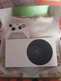 اكسبوكس سيريس اس ٥١٢ • يو بي اس ٢٠٠٠ • هارد ٥٠٠جيجا