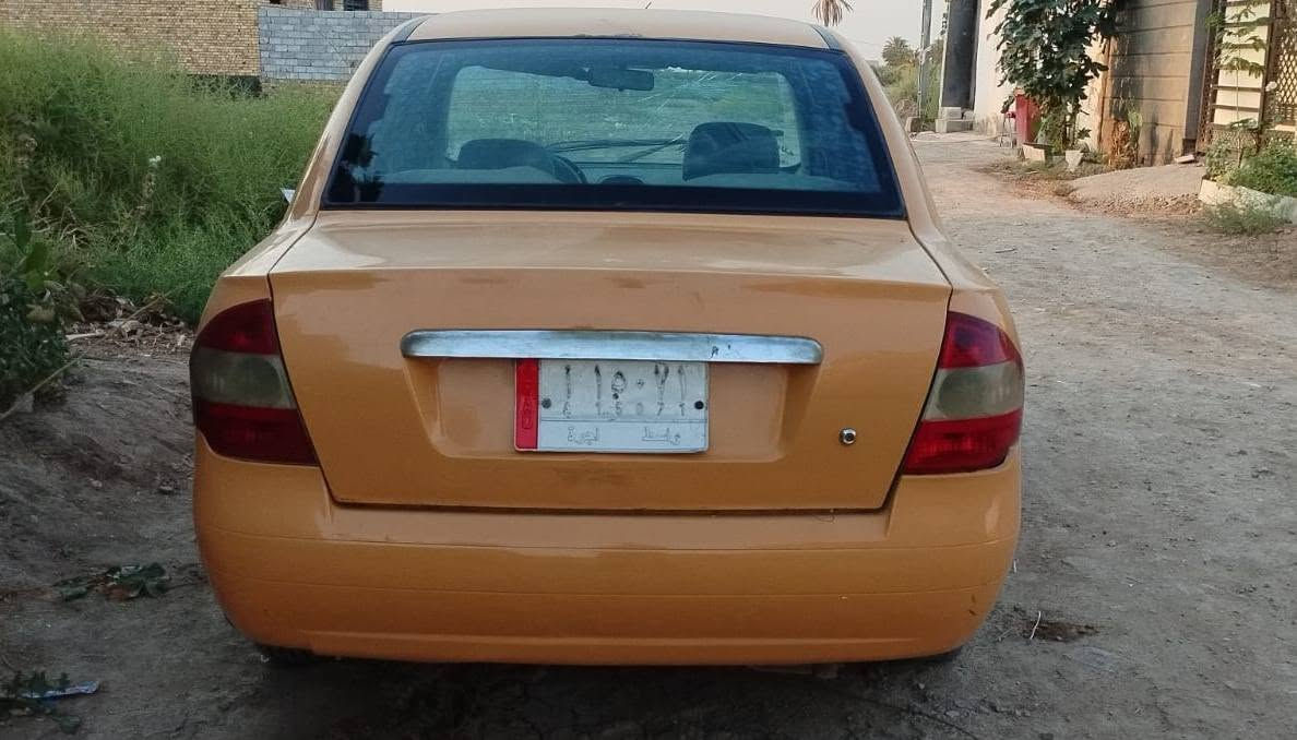 طيبه للبيع موديل ١٥ محرك جديد وكهربائيات وكير مكفولات عينه وصينيه جدد دسكات ومصابيح اماميه كله جديد حداديه وسط قبل شهرين مبدلهن سياره عليها غرامه ٢٠٠ وهئيه ٤٠٠ الف فقط ضربه بالباب ومبدل الباب كله بدون تكم هلالات معمره ومصبوغه حد للبيبان بدون قماره وتكم العنوان الديوانيه ٢٣ وبيها ***********مجال
