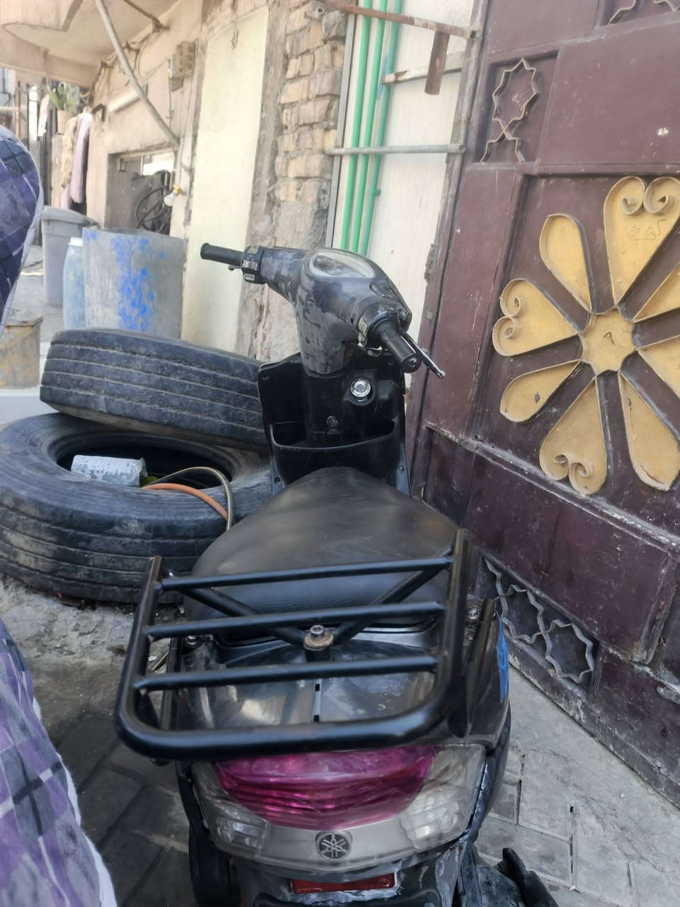 السلام عليكم ماكس عدله 120  كهربائيات كلهن شغالات دبل اشارة لايت عالي ناصي عداد سرعه كيج بانزين سلف نكره شوته فلتر شوته جديد صالنصه بلاديه مو fm كابريتر بلاد العنوان بغداد مدينة الصدر السعر 450 بيها مجال كلش قليل  وترهم مراوس*********** الدراجه نقصها هلال و يده مال هندر  وللباتري ضعيف
