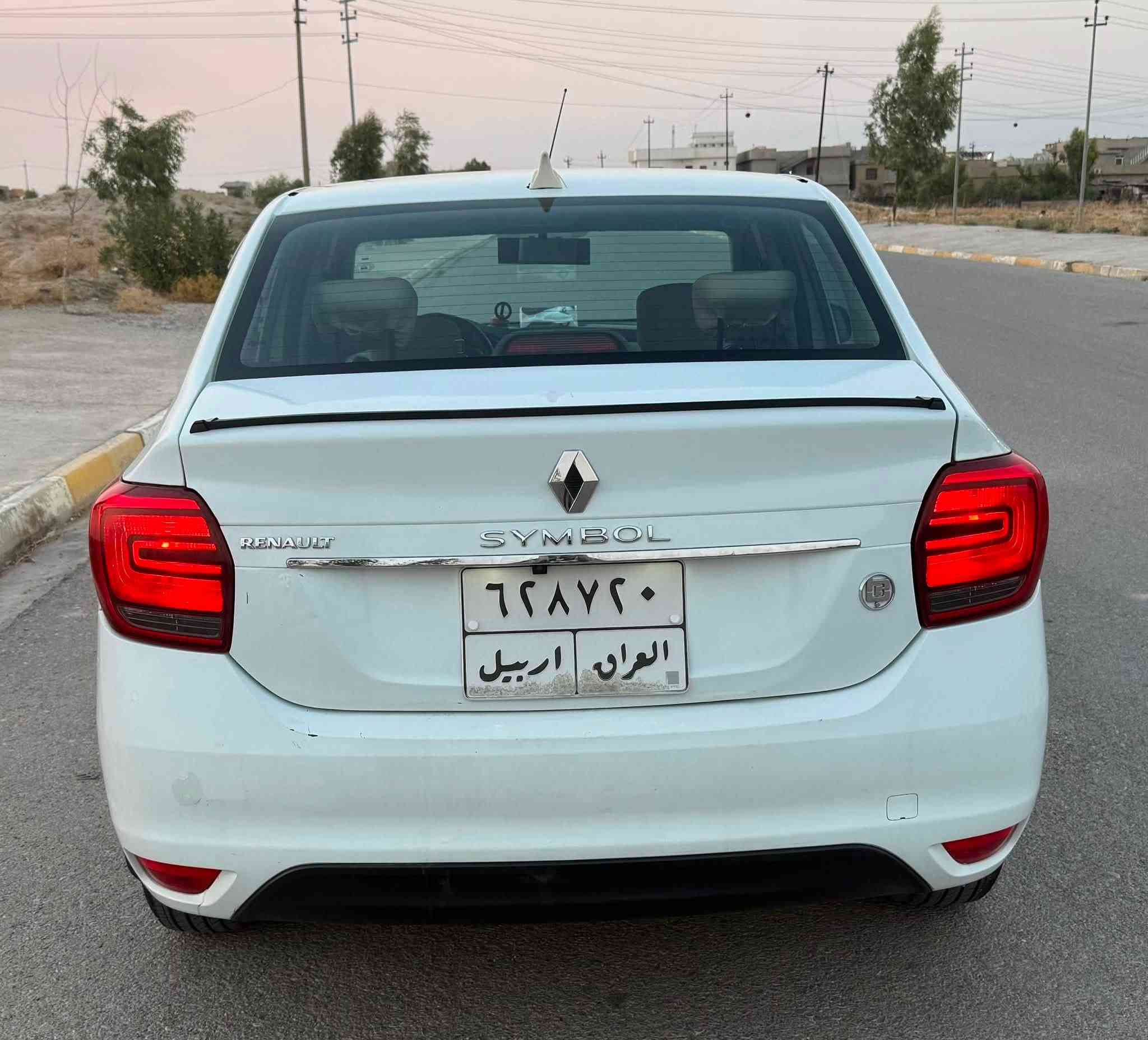رينو سيمبول 2018 
كير اوتوماتيك
تبريد شغال
شاشة جبيرة وكامرة
تايرات جديدة
مسوي ادامة كاملة للسيارة والمحرك وقايش تايم ورولات وباتري جديد والسونار هم موجود بالصور والمعجون فقط على كد القلم الاحمر
السيارة حلوة وجاهزة ماتصرف عليها شي وشرط التحويل
*********** واتساب
العنوان /موصل
