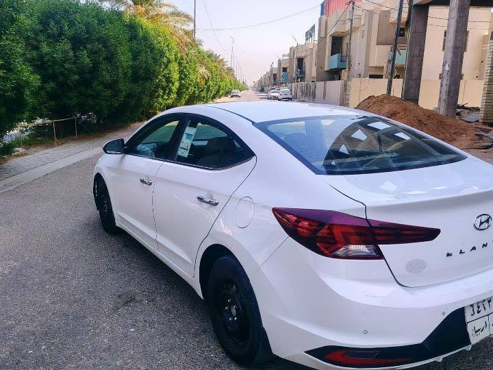 سلام عليكم للبيع فقط
النترى خليجي موديل 2020  رقم أربيل سنويا ما صاقطه  بسم شركه وكالة تحويل شرط كفاله عامه من الحادث والصبغ والتبديل  فول مواصفات  
  فتحه سقف 
بصمه تشغيل 
بصمه أبواب
جنيه ذكيه 
اشاير ترحيب 
اشاير مري
مري كهربائية
محرك 2000
السياره ما عايزه برغي كير مكينه حداديه تبريد كله كفاله ألف ما تصرف عليها ألف ماشاء الله السعر ١٣٨ مجال قليل مكان السياره بالنجف رقم التلفون ***********
