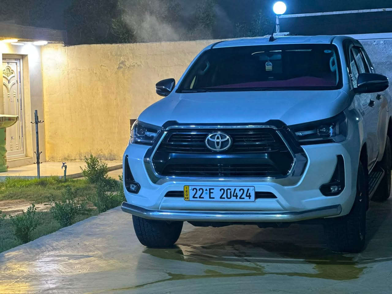 السلام عليكم🫡
للبيع
تيوتا هايلوكس موديل 2022
تي ار دي TRD شركه سيدنهرو 
فول مواصفات 
ماشيه 80
مكفول ماعدا شخوط لي بصوره 
حجم المحرك سته سلندر V6
مكانها بغداد التقاطع النهروان  
السعر $330 و بيه مجال     الاستفسار عل رقم تالي ***********🌹
