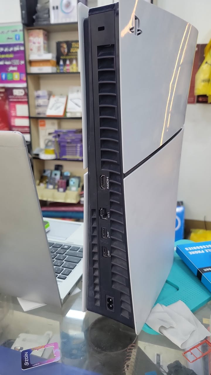 من رخصة الأدمنية حبايب
ps5 slim 

1T 
يدات ثنين جهاز كارتونتة ويا نضيف حيل + ups يدوم ل ثلث ساعة تشغيل 
واليدات ثنينهن أصليات الجهاز أستخدام قليل 
بسعر 850 الف 
رقم واتس ***********
رقم إتصال ***********
