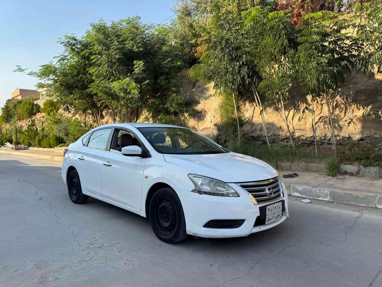 نيسان سينترا ٢٠١٥ خليجي

ماشيه فقط ١٣٠ الف كيلو متر
 كير ومحرك بشرط ودهن كير مبدل 
بطاقة بانزين موجود بيها 
سونار مالتها موجود 
والسعر ١٠٥ وبيها مجال بسيط
عنوان السيارة كركوك
تحويل مباشر كركوك, العراق
