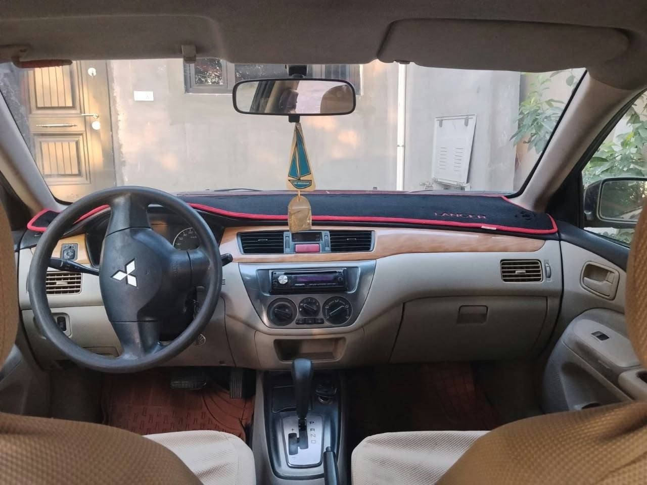 لانسر • ٢٠١١ • رقم بغداد
