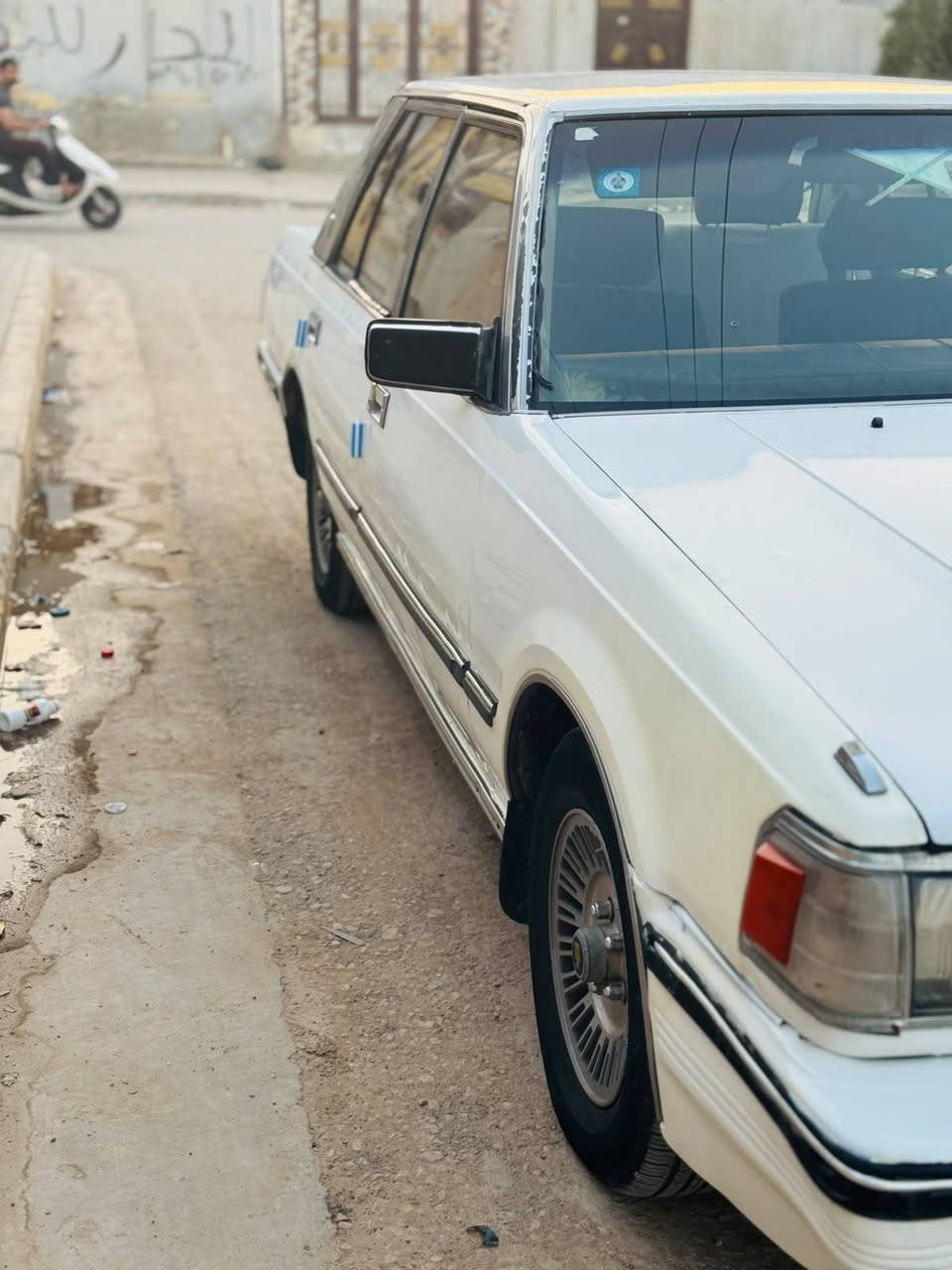 سلام عليكم 
سوبر موديل1986للبيع تبريد شغال رقم بغداد محرك ففيتي جديد بالباكيت سياره خير من الله جاهزه كهربائيات شغاله  تبريد ثلج تخم تاير 53 وبيه مجال
مكان سياره ديوانية @رقم الهاتف ***********
