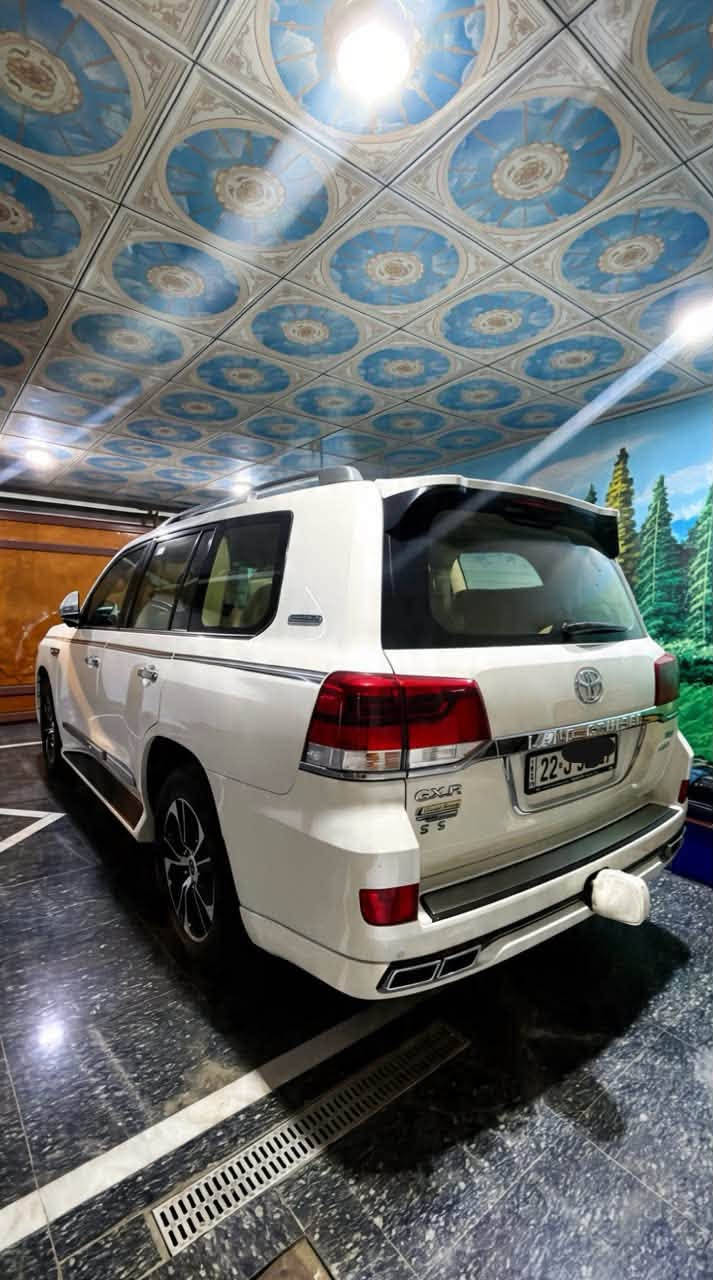 🚘 للبيع تويوتا لاند كروزر (GXR V8 (SAS

كراند تورنج

🔹 الموديل: (2021)
🔹 الفئة: 8سلندر
🔹 نظام الدفع: رباعي 4WD
🔹 الممشى: (58 الف حقيقي)

✨ فول مواصفات واحد على واحد

مكفوله من الضربه

طخه خفيفه في البيبان صبغ
السياره بأسمنا وتحويل وكاله والسنويه تنتهي 2031
رقم اربيل
(السبير مانازل والعده مامفتوحه)

السعر 525

📍 الموقع: (البصره القبله حي المهندسين)
📞 للاستفسار والتواصل: (***********)

