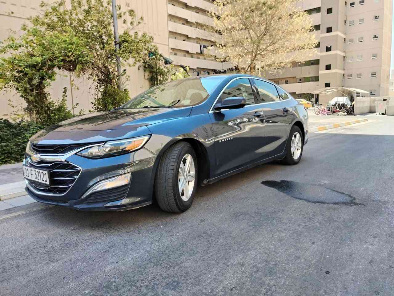 سلام عليكم للبيع ماليبو 2020 LS  رقم سليمانيه تحويل مضمون ماشيه 130 كيلو متر سياره بدون ايرباك حادثها بسيط 
صور حادث والسونار بلمنشور كير مكينه تبريد حداديه خير من الله سياره كامله من كولشي مكان سياره بغداد مجمع بسمايه 
وسعر 96 ورقه بيها مجال (***********
