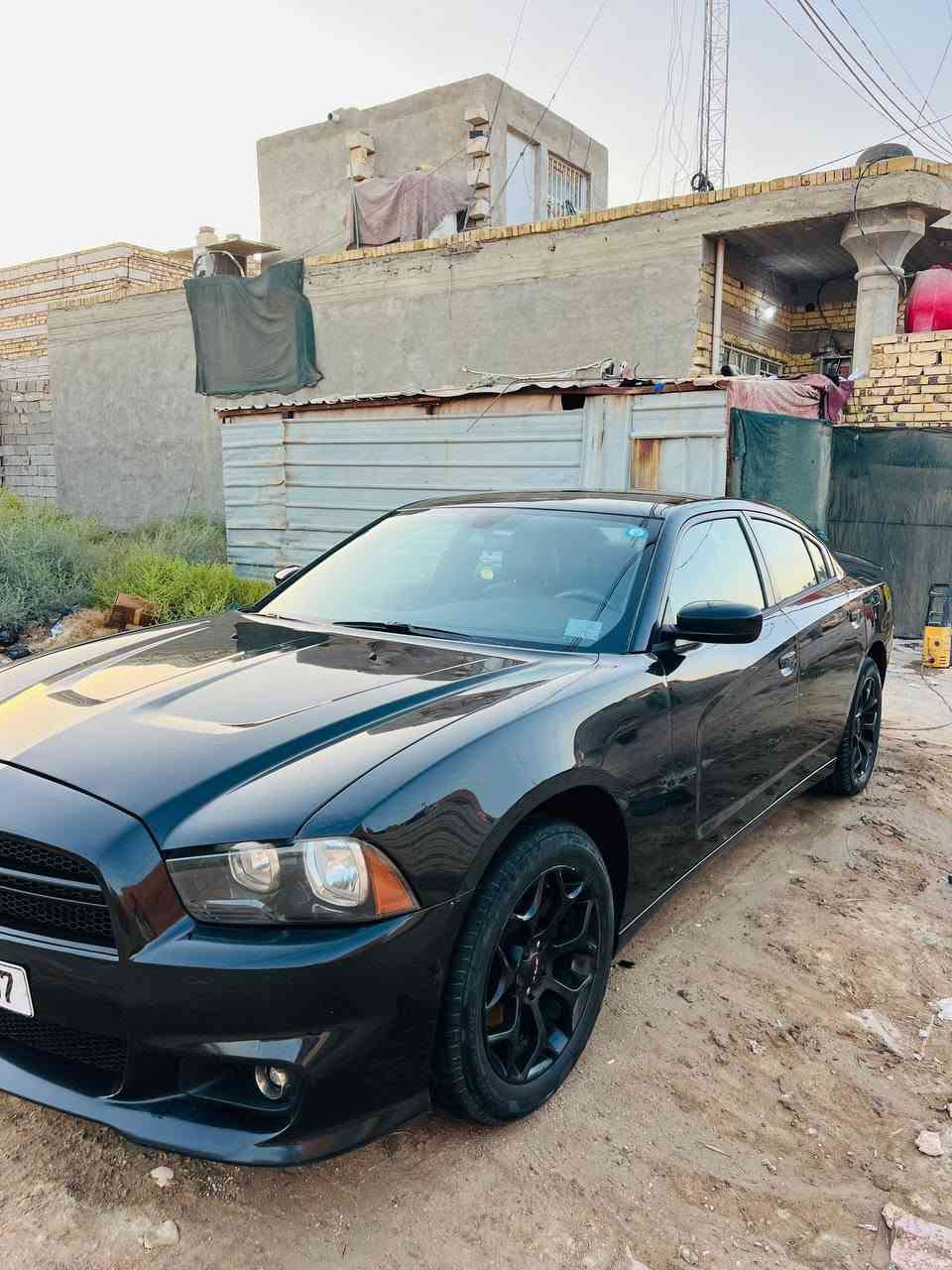 دوج جارجر2014 اصل
مكينه3600 SXT 
رقم بغداد بسمي 
ماشيه 171 mi حقيقي 
مواصفات  
مامشتغله خط
تو ويل 
كير عصا 
شاشه كبيره 
ويل كب حجم 18 
حداديه جديد 
تخم تاير جديد
منضومه تبريد كامله جديده 
كير مكينه اكسل كله بلكارتون 
مكان السياره ديوانيه 
الشراي يتصل 
الرقم *********** السعر 150 وبيه مجال
