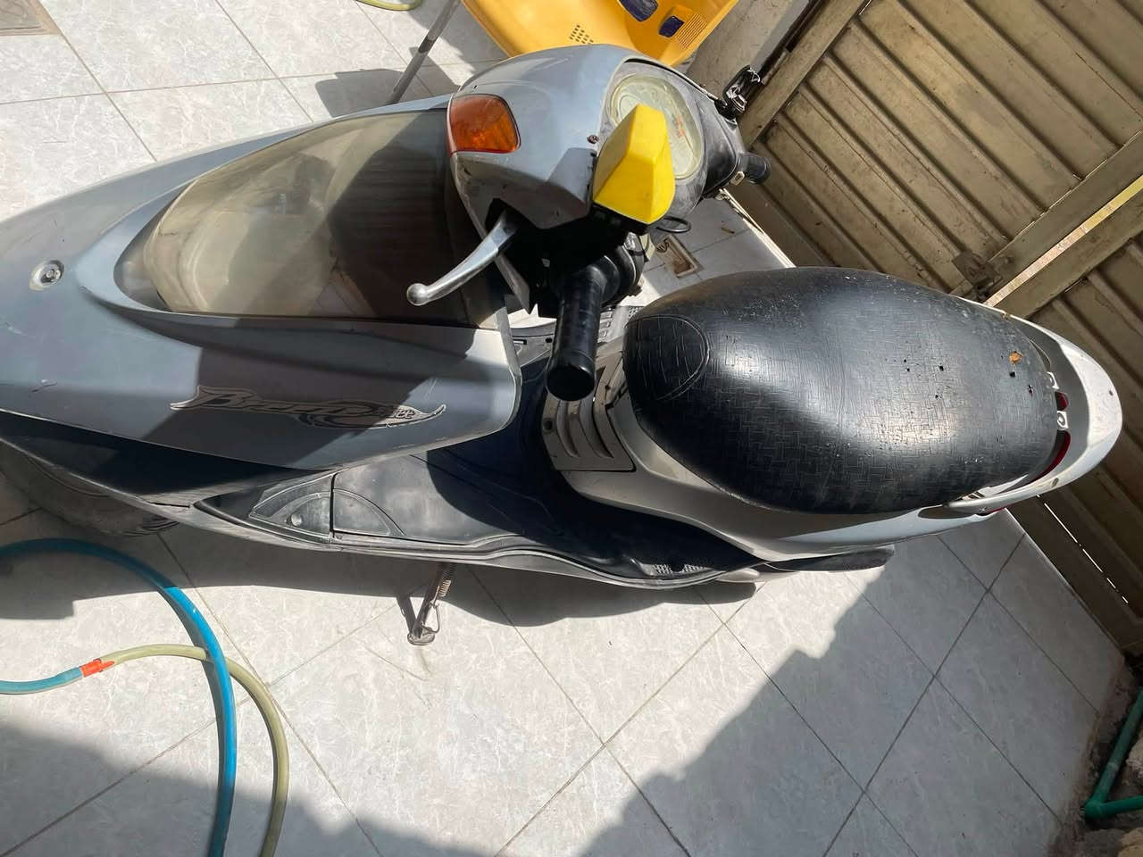 السلام عليكم دارجه بريز للبيع السعر 450بيها مجال شي بسيط ***********
