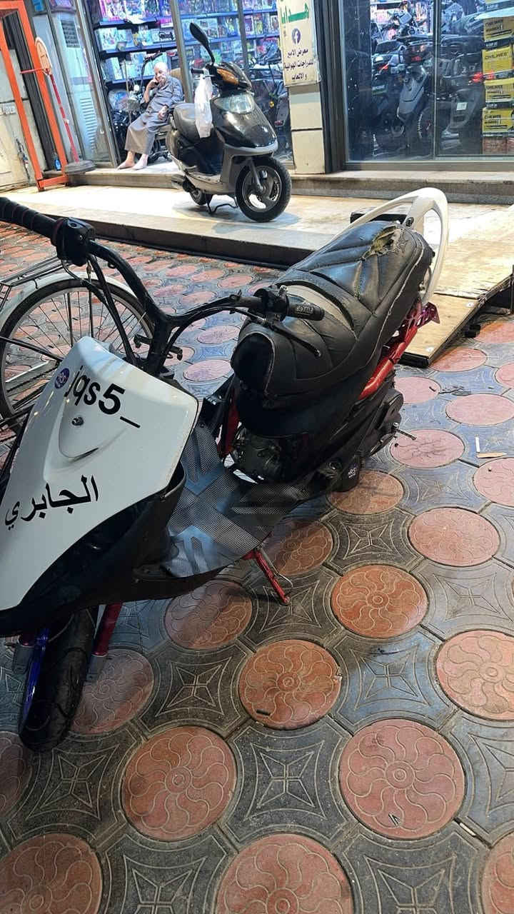ماكس عدله للبيع مكينه٥٥ 
تجفيت جديد شاصي احمر 
سعرها ٤٧٥ بيها مجال بسيط 
مكاني بغداد الدوره
***********
