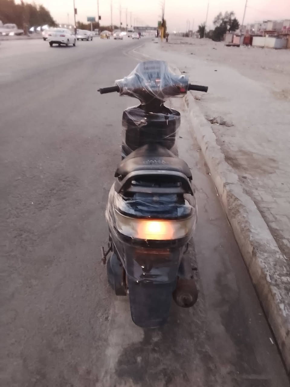 فراشه فحل نكره سلف مكينه شلعه ومعدل سلف وهندر وقفالات وهورن وكيج بانزين شغالات نظيفه سعر ٥٠٠. مكان موفقيه رقمي 
***********
