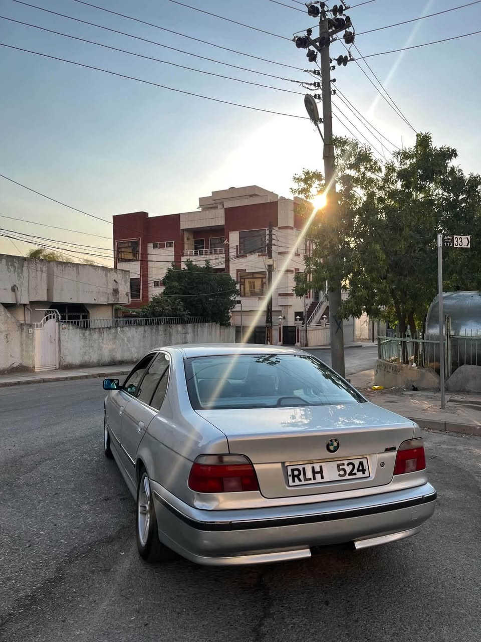 BMW 5 Series E39 🚘
مۆدێل 2000 - مەکینە 528 دبڵ ڤانۆس / دبڵ دیژیتاڵ

مواسەفات:
🔹 کوشن جڵد
🔹 شاشە و سیاحی
🔹 هیتەری کوشن
🔹 سوکانی M + ڤۆلیۆم + تەحدید سورعە
🔹 ناو فۆرمیکا
🔹 لایتی ئەڵقە + عەدەسە
🔹 تەبرید سارد و گەرم لەسەر سویچ
🔹 بۆیاخ سەقف و حیزام بە شەرت
ماشاالله زۆر جوان و تازە ماوەتەوە ✨ پاک و خاوێن

📍 سلێمانی
📞 ***********

