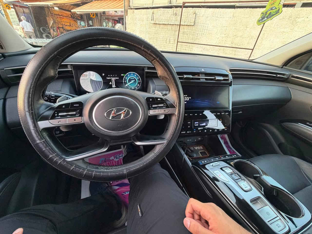 هونداي توسان هايبرد ٢٠٢٢ لمتد فول مواصفات حادثها باب خلفي موضح بالصور ماشيه ٩٨ كيلو مرقمه وداخلة بغداد بأسمي
رايدها ب١٩٠ للتواصل خاص او اتصال ***********
