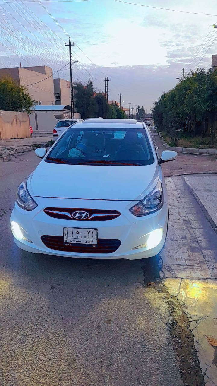 اكسنت 2012 خليجي
فول سلايت تحكمات سترين 

رقم نينوى شرط التحويل 

كابون بانزين 

محرك 16 دوش كير AT شرط 

تبريد ثلج 

بيها (قطعه 1) صبغ بدون دواخل

وبارد كدام العين 

سونر مرفق 92 $ وبيها مجال

*********** 

***********
