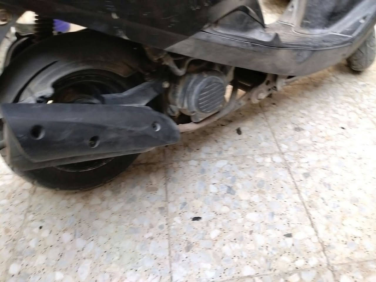 دراجه بريز للبيع اخذتها من الرمبه 23/11/2025
اوراقها ومنفيس اصليات بسمي 
بيها دخانه بيضه
كفراتها كلها ختم واحد سلف هندر اشاير لايت هورن كلها شغاله دراجه كلها شغاله
بغداد مدينة الصدر ***********
السعر 450وبيها مجال
