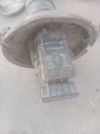 قطع غيار سيارات