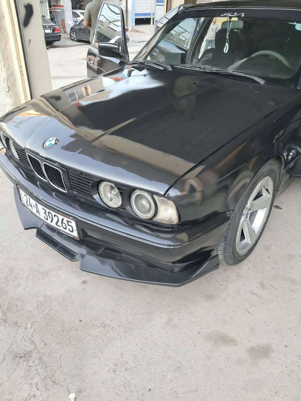 BMW ..1991 ..  525
 گێر عادی گێرومکینه شرت وتایره ویل کب جدید کهڕبایی سلایت شرت رقم سنه وی جدید 200$غرام سر هێتە،خار عام بخ  سعر 39وبارار ***********.جهێ وێ دهوک دهوك, العراق
