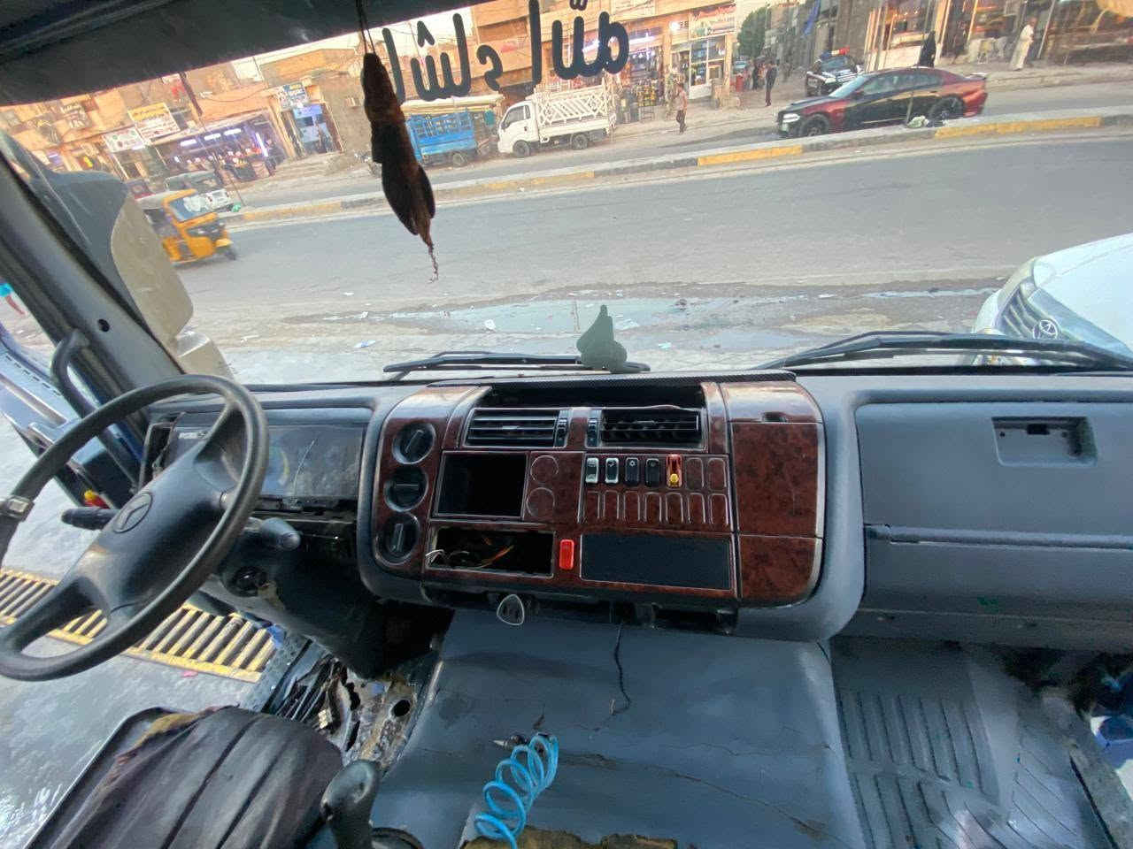 اتيكو ٦ سلندر ٦برغي ٢٠٠١ طول الشاصي 4⁵ مسجلة حمل للبيع ***********
