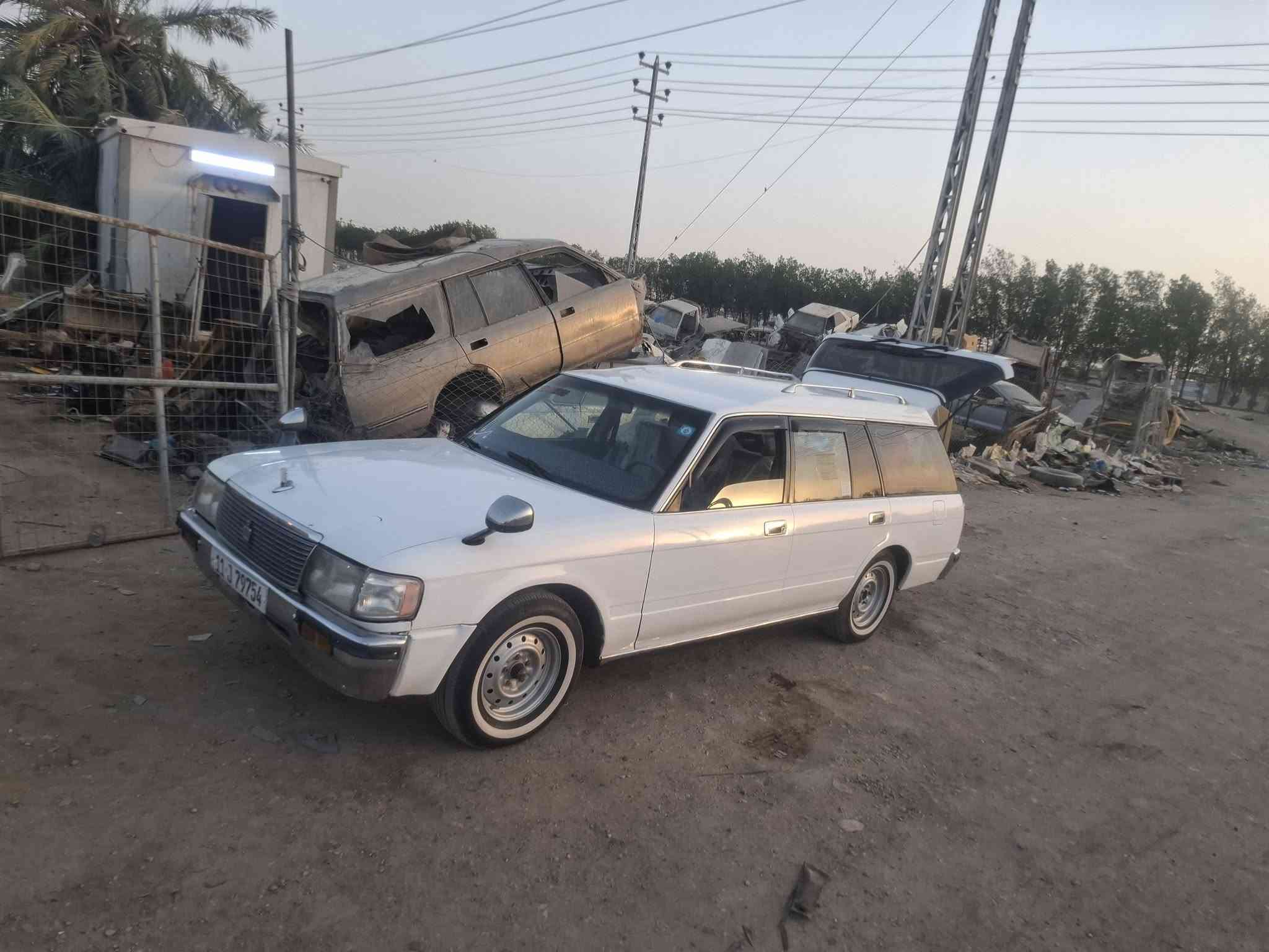 سلام عليكم ارنب ستيشن للبيع
موديل 1993 رقم بغداد دولي بسمي تحويل مباشر
مكفوله من الكص والنقل والعيب الشرعي والضربه مصبوغه جماليه فقط
ايسر بلاد مكينه وكير مال حاويه توني شادهن فيفيتي فيش وحده
حداديه جديده تخم تاير كرهبايات شغاله مابيها نقص 
دواخل شركه مكاني ناصريه مركز البيع او مراوس بصالون
السعر 55وبيها مجال ***********
