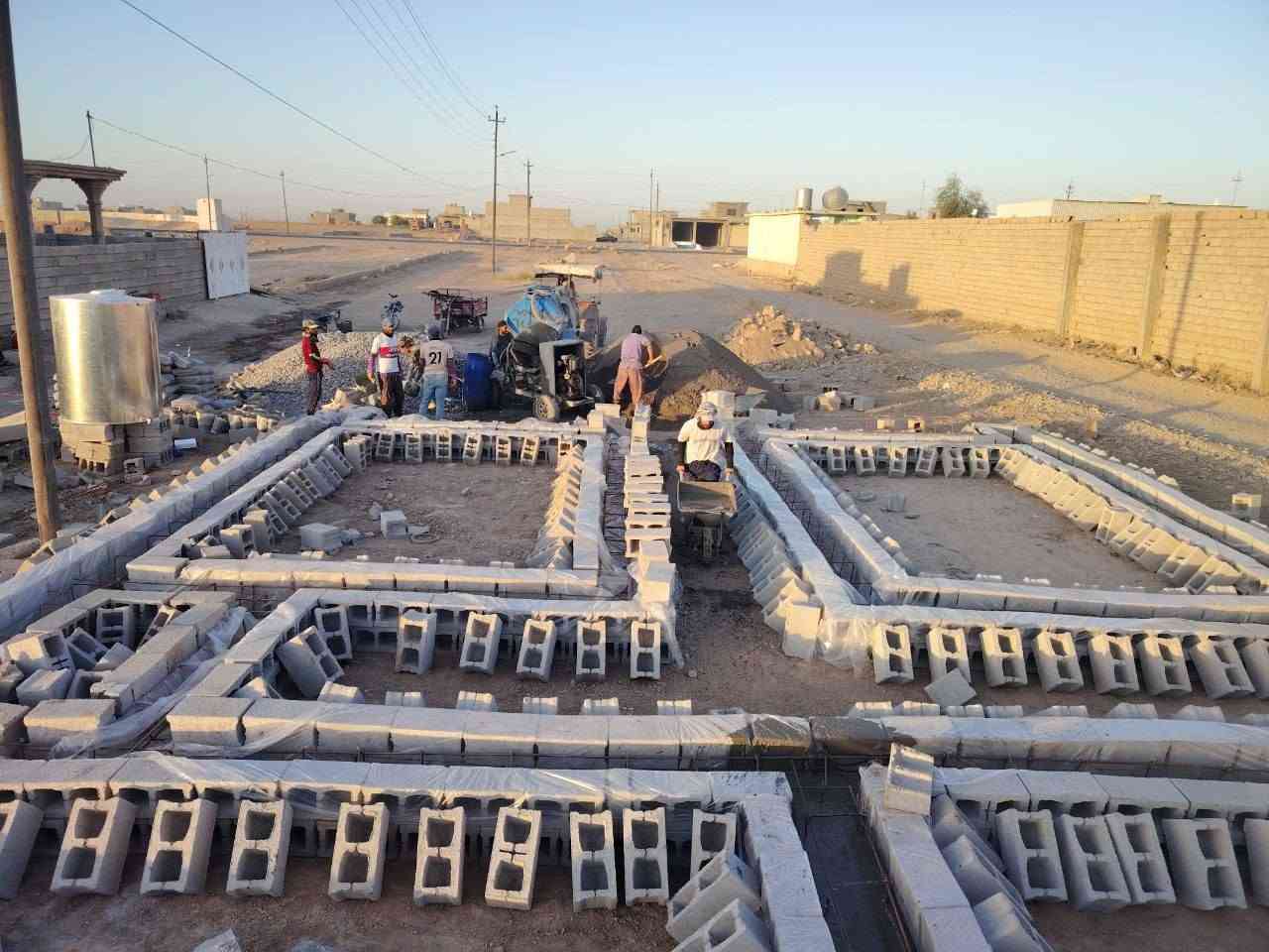 السلام عليكم اساس مدفون كامل  للبيع
مساحه القطعه 240
بقرية الفاروق جاي من السيطره 
قريبه على الشارع العام واصل مي وكهرباء، 
السعر او استفسار اكثر.. 
اتصل ***********
